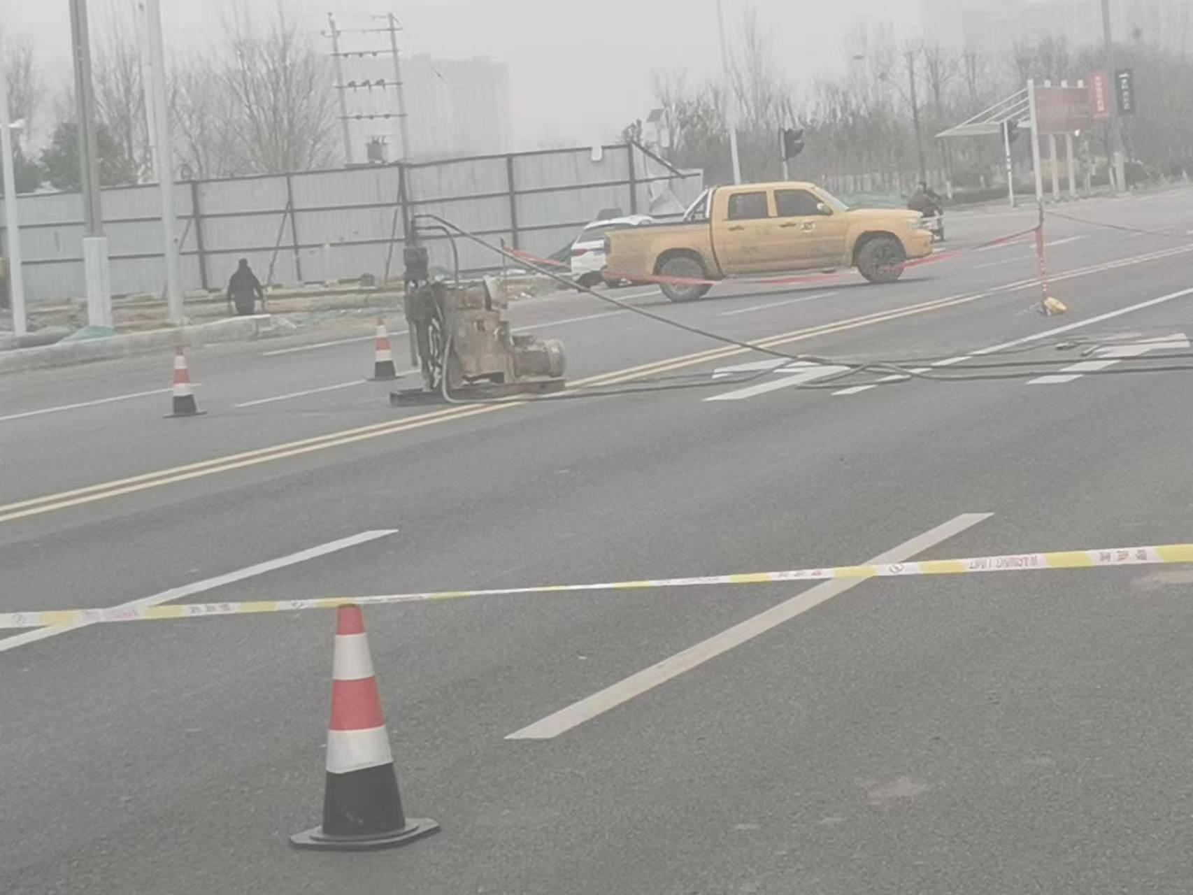翠峦公路路基沉陷注浆